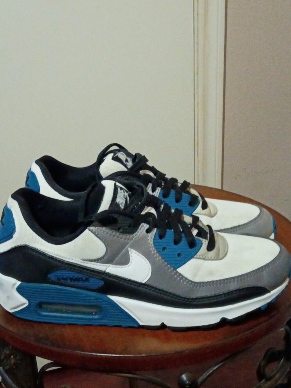 NIKE FB9658-002 Air Max 90 'Black Teal Blue' Light Smoke Grey Size 8 (B06013220)